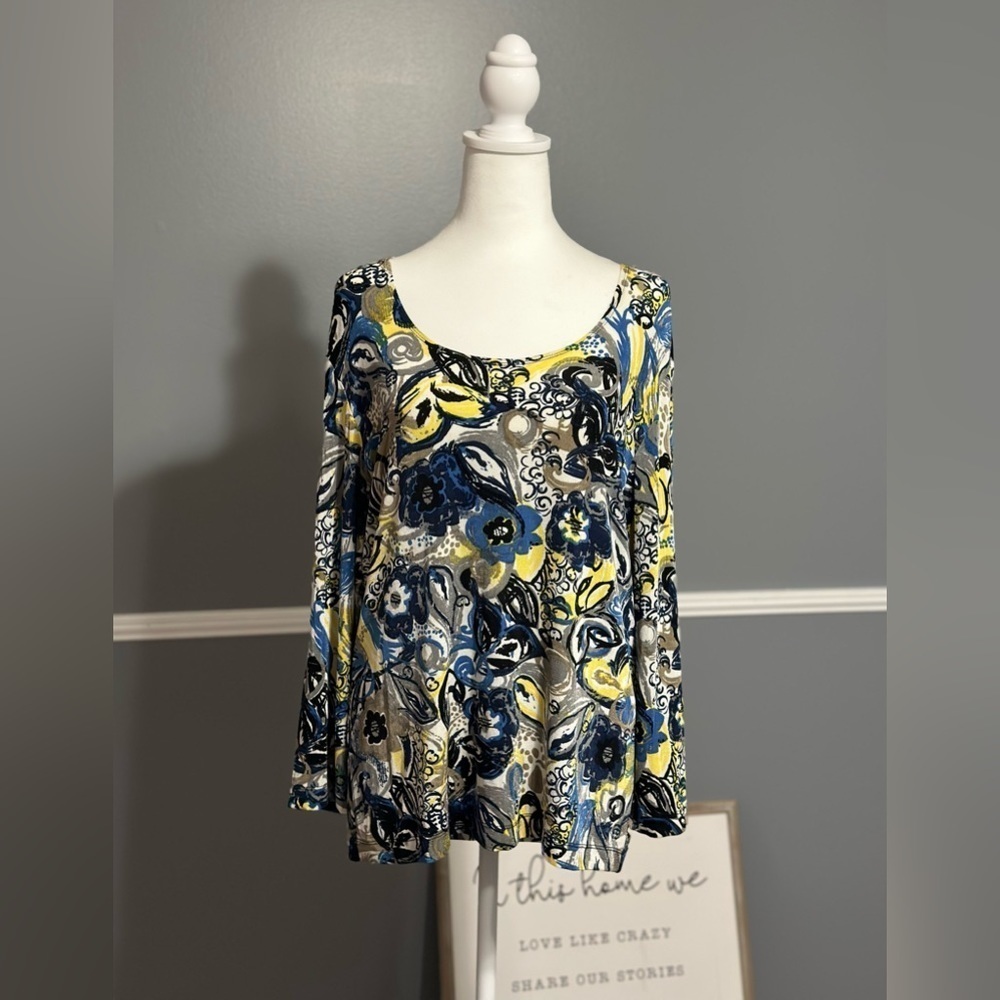 Chico's Travelers Gorgeous Floral Print Blouse‎ Top Size Large Multicolored
